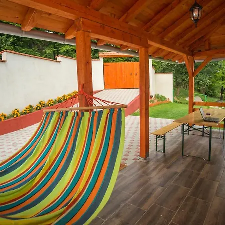 Gardenlux Nyaraló *